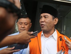 Pimpinan KPK Baru Tahu Harga Lexus Bupati Abdul Latif Rp 3 M