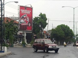 Di Banyuwangi Masih Ditemukan Baliho Liar Cagub-Cawagub Jatim