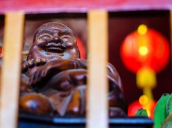 Bahagia dalam keterbatasan