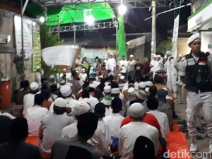 Foto: Suasana Tablig Akbar Penyambutan Habib Rizieq