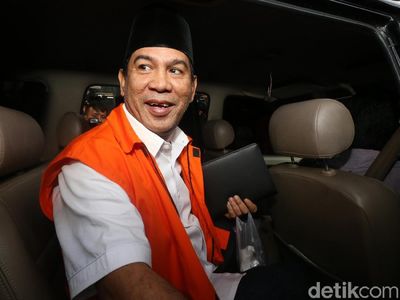 Rintihan Bupati HST dan Mobil-mobil Mewahnya