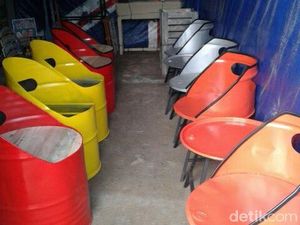 Bukan Hanya Kayu, Di Jepara Ada Furnitur dari Limbah Drum Bekas