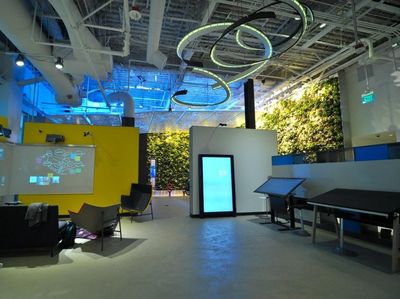 Menjelajah Markas Besar Microsoft yang Bikin Nyasar