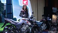 Foto: Honda CB150 Verza Tampil Segar