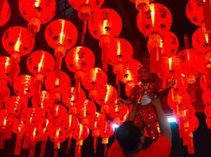 Mau Lihat Festival Lampion di Singkawang, Ini Rute Pawainya