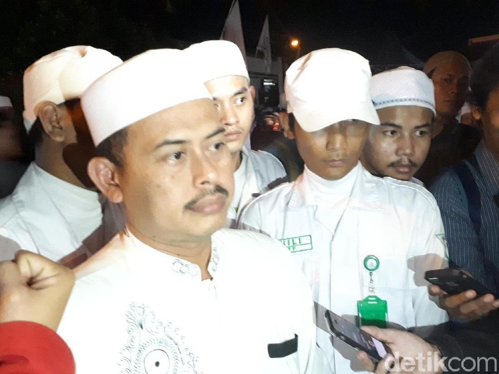 Ahok Gabung ke PDIP, PA 212: Tempat yang Sesuai Ahok Gabung ke PDIP, PA 212: Tempat yang Sesuai