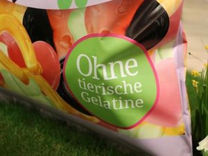 Iklan Permen Halal dengan Model Berjilbab Picu Debat Panas di Jerman