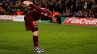 Messi mencetak gol tunggal Barcelona dalam skor akhir 1-1 di markas Chelsea. Inilah gol perdana Messi ke gawang Chelsea setelah sembilan kali berhadapan. (Foto: Reuters/Andrew Boyers)