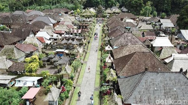 Foto Drone: Desa Tercantik di Bali