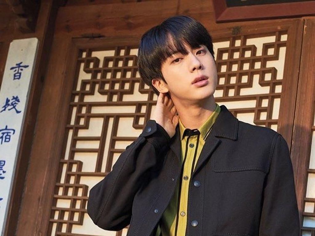 Sosok Jin BTS, Si Tampan yang Hari Ini Berulang Tahun Sosok Jin BTS, Si Tampan yang Hari Ini Berulang Tahun