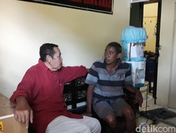 Pria Gila Masuk ke Rumah Ketua MUI Kota Madiun Dibawa ke RSJ Ngawi