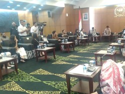 Ketua MPR Ajak Selebriti Bantu Gaungkan Persatuan Bangsa