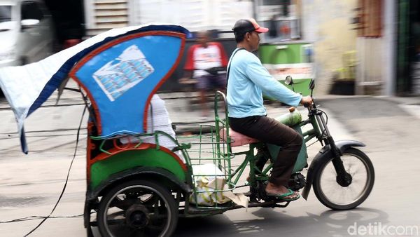 Mobet, Tak Lekang Diserbu Ojek Online