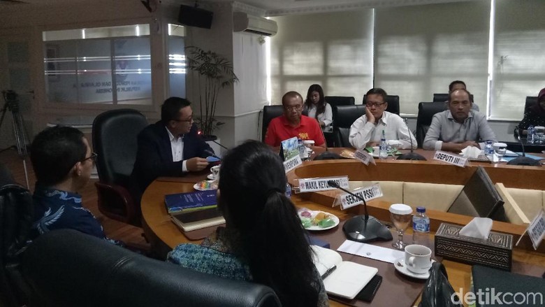 Menpora Gelar Pertemuan dengan PSSI, Bahas Kondisi Sepakbola Terkini Menpora Gelar Pertemuan dengan PSSI, Bahas Kondisi Sepakbola Terkini