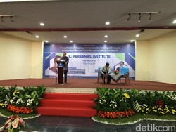 Gubernur BI Beri Kuliah Umum di Perbanas Institute