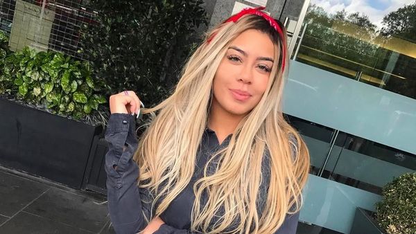 15 Pesona Rafaella, Adik Pesepak Bola Neymar yang Gemar Pamer Pose Seksi
