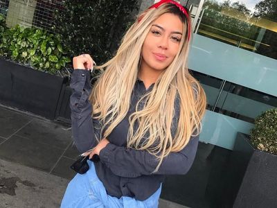 15 Pesona Rafaella, Adik Pesepak Bola Neymar yang Gemar Pamer Pose Seksi