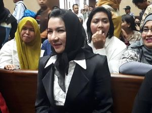 Abun Sebut Bupati Rita Minta Rp 9 M dan Artis untuk Pilkada Abun Sebut Bupati Rita Minta Rp 9 M dan Artis untuk Pilkada