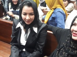 Bupati Rita: Saya Tak Pernah Perawatan ke dr Sonia, Cuma Jual Tas
