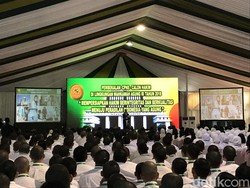 Jokowi Minta Calon Hakim Jaga Kepercayaan Rakyat