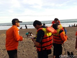 Seorang Pemancing Hilang Terseret Ombak di Kebumen