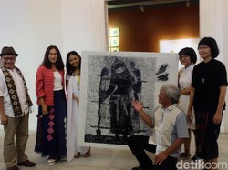 Nia Dinata Buka Pameran Seni Perempuan (di) Borobudur