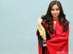 Agatha Chelsea Kembali Main Film Horor di Tabu