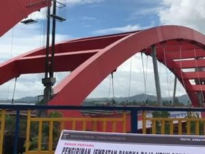 Diminta Dihentikan, Proyek Jembatan Holtekamp Papua Jalan Terus Diminta Dihentikan, Proyek Jembatan Holtekamp Papua Jalan Terus