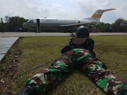 TNI AU Simulasi Turunkan Paksa Pesawat Asing yang Melintas Tanpa Izin