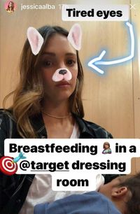 Jessica Alba Susui Bayinya di Ruang Ganti Baju, Bunda Pernah Juga?