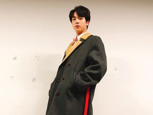 Resmi Jadi Pria Tertampan di Dunia 2019, Jin BTS Paling Doyan Makan Resmi Jadi Pria Tertampan di Dunia 2019, Jin BTS Paling Doyan Makan