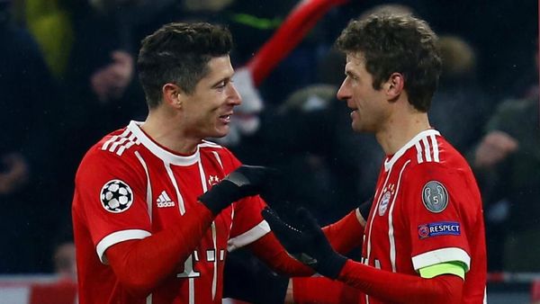 Foto: Lewandowski Tokcer, Mueller Buntuti Messi dan Ronaldo