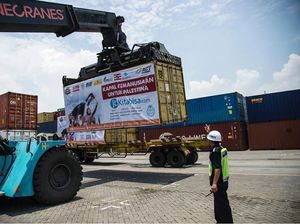 10 Ribu Ton Beras Untuk Palestina Diberangkatkan dari Surabaya