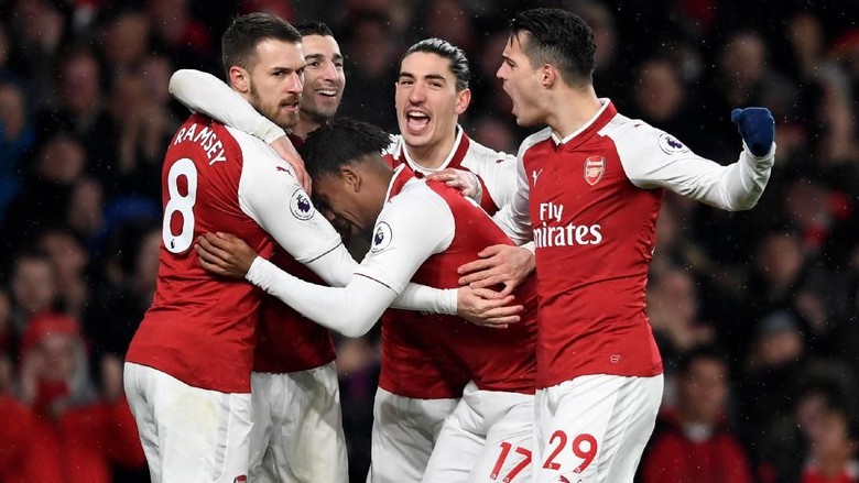 Mkhitaryan Bidik Finis Empat Besar dan Gelar Liga Europa Mkhitaryan Bidik Finis Empat Besar dan Gelar Liga Europa