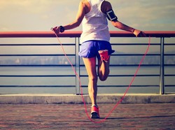 Kagetnya Dokter Temukan Paru-paru Pria Kolaps usai Push Up-Lompat Tali 20 Kali