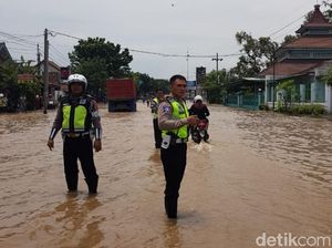 8 Jam Ditutup, Jalur Pantura Pasuruan Mulai Dibuka