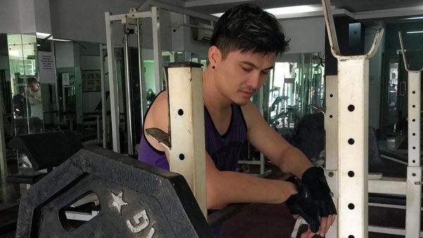 Ingat Roy Jordy Suliwa Angling Dharma? Kini Makin Ganteng dan Bugar!