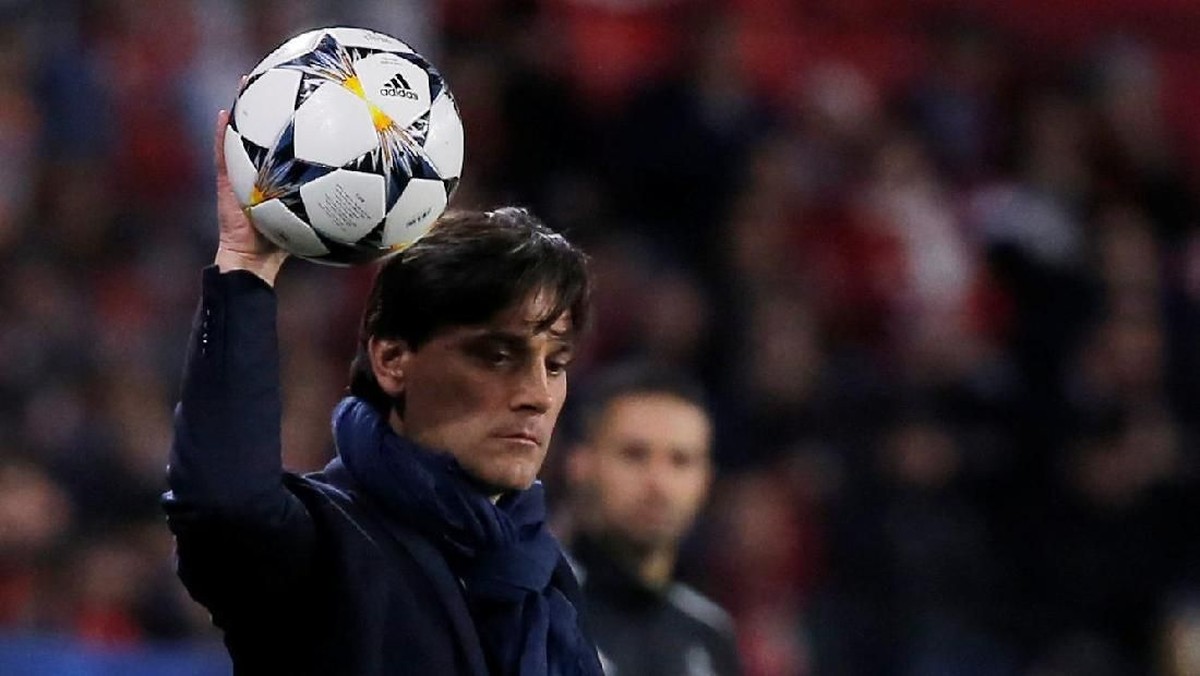 Sevilla pecat Vincenzo Montella (Foto: Jon Nazca/Reuters)