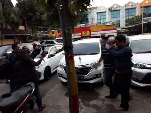 Pungli PKL Saat Jabat Lurah, Mantan PNS Ini Diamankan Pungli PKL Saat Jabat Lurah, Mantan PNS Ini Diamankan