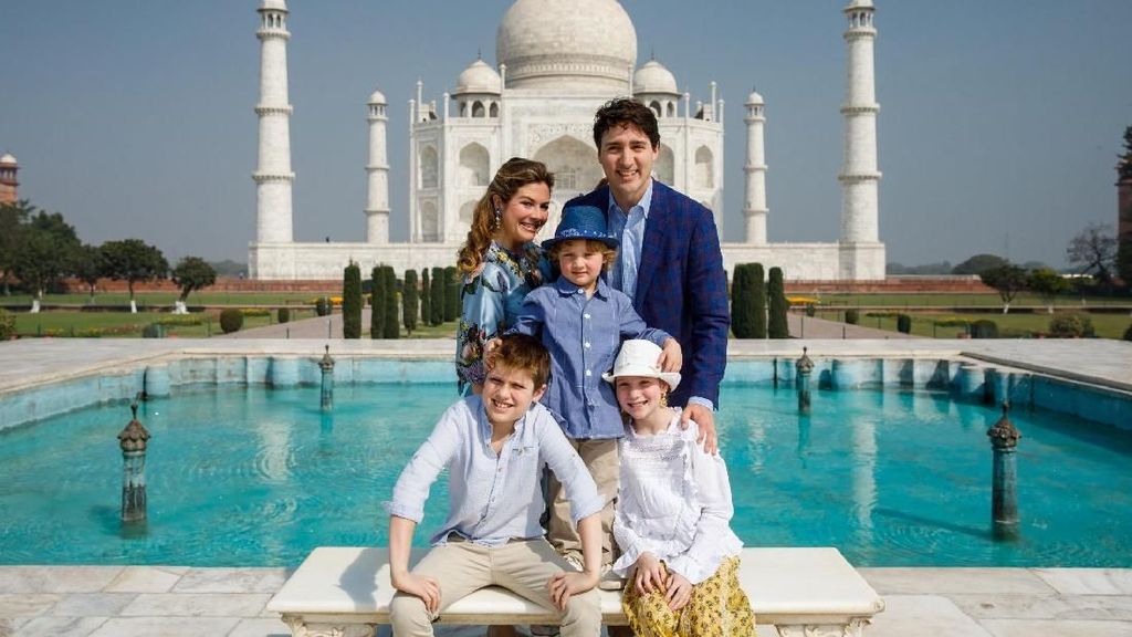 Foto: Liburannya Perdana Menteri Kanada yang Ganteng