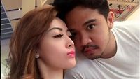 Intip Lagi Kemesraan Roby Geisha dan Cinta Ratu