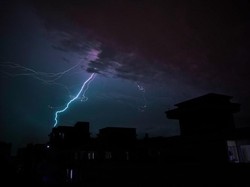 6 Anak Tewas Tersambar Petir di Sekolah, 25 Lainnya Luka-luka