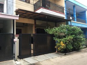 Potret Rumah dan Bandara Soetta Jelang Kepulangan Novel Baswedan