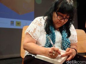 Setelah Laut Bercerita, Leila S Chudori Sedang Garap 3 Buku Baru Setelah Laut Bercerita, Leila S Chudori Sedang Garap 3 Buku Baru