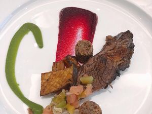 Malam Ini Bisa Santap Binte Biluhuta dan Daging Sapi Sambal Ijo Sambil Beramal