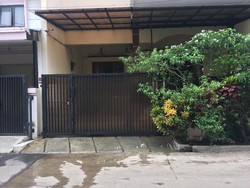 Suasana Kediaman Novel Baswedan Pagi Ini