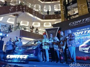 Wuling Cortez Mulai Mengaspal di Jabar, Inden Tak Lama