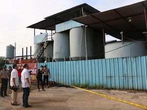 Polda Banten Ungkap Kasus Solar Oplosan Beromzet Rp 8 M Per Bulan Polda Banten Ungkap Kasus Solar Oplosan Beromzet Rp 8 M Per Bulan