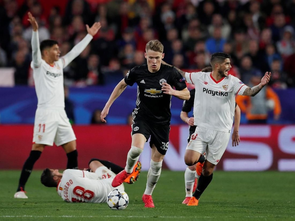 Jadwal Liga Europa babak semifinal: Sevilla vs MU. (Foto: Andrew Couldridge/Action Images via Reuters)