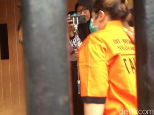 Video: Dhawiya dan Tunangannya Resmi Masuk ke Ruang Tahanan